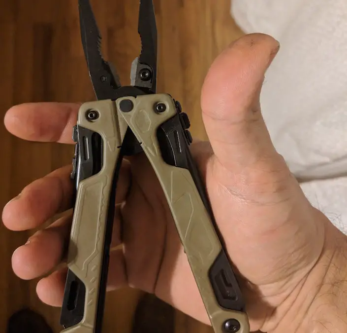 leatherman oht pliers and wire cutter exposed