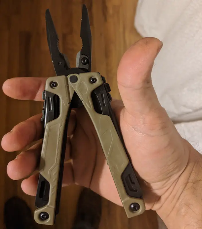 leatherman oht pliers and wire cutter exposed