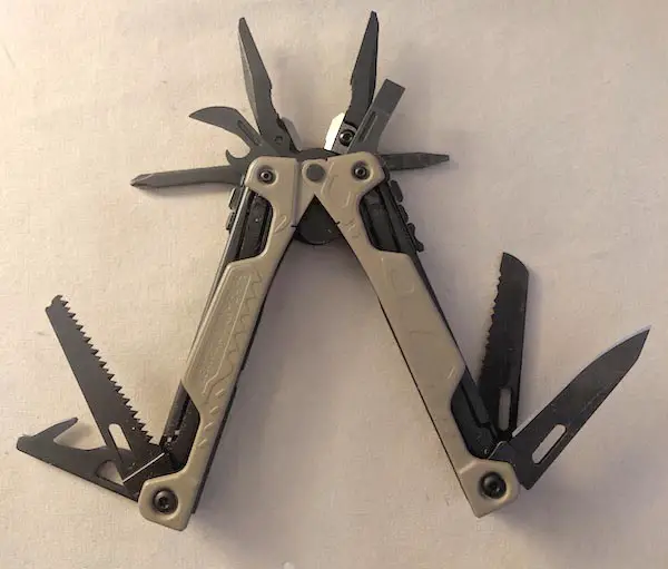 Leatherman OHT MultiTool: Tool Review - An Everyday Carry Multitool