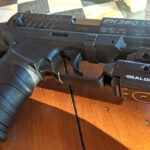 olight baldr s bl review: pistol flashlight
